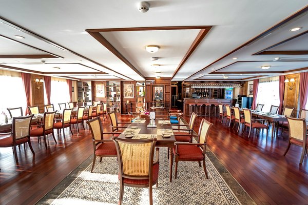 Crafting the perfect kitchen blueprint: essential tips to prevent cross-contamination during food prep